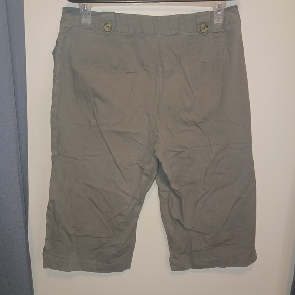 Pantology Womens 16W Olive Green Utility Bermuda Shorts Patch Pockets Casual - Picture 4 of 5